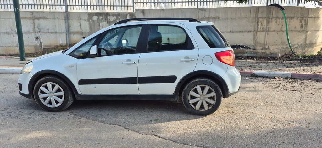 סוזוקי SX4