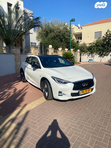 אינפיניטי Q30