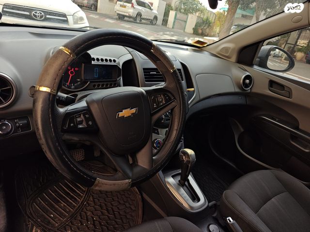 שברולט סוניק