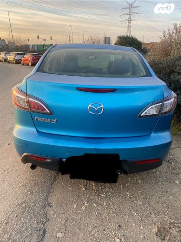 מודעת רכב מאזדה 3