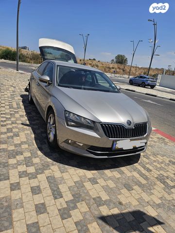 סקודה סופרב