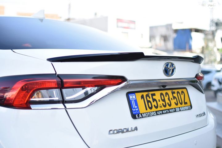 טויוטה קורולה