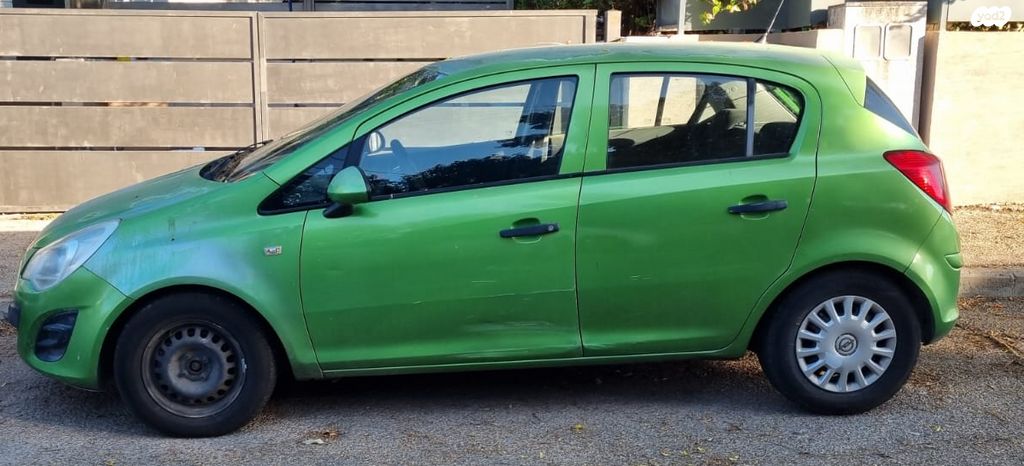 מודעת רכב אופל קורסה