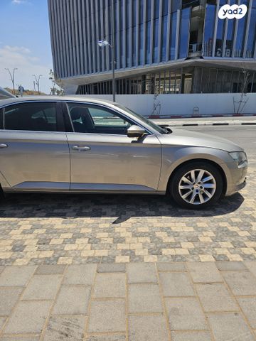 מודעת רכב סקודה סופרב