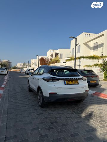 ג׳ילי Geometry C