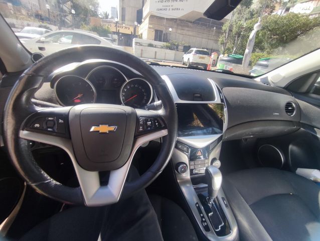 שברולט קרוז