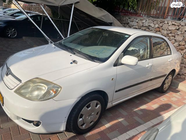 טויוטה קורולה