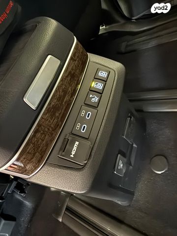 מודעת רכב טויוטה סיינה