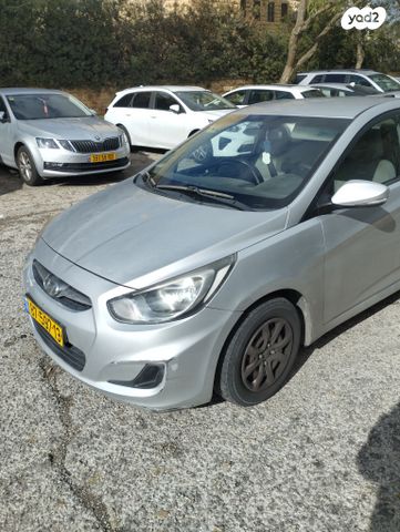 יונדאי אקסנט i25