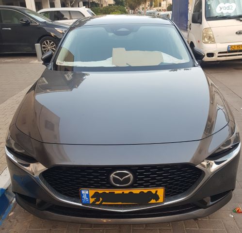 מודעת רכב מאזדה 3