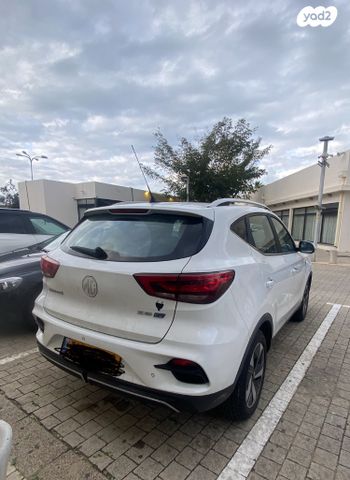 מודעת רכב אם ג'י ZS