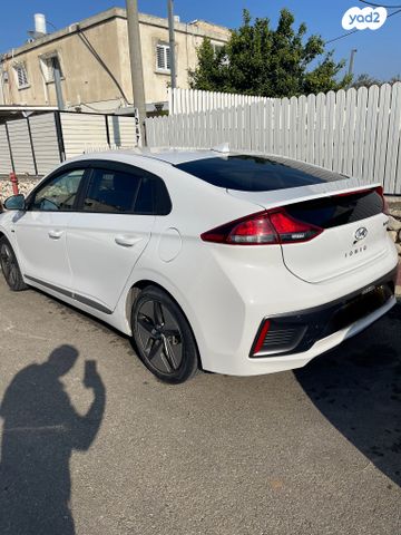 יונדאי איוניק