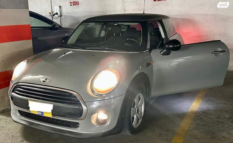 מודעת רכב מיני קופר