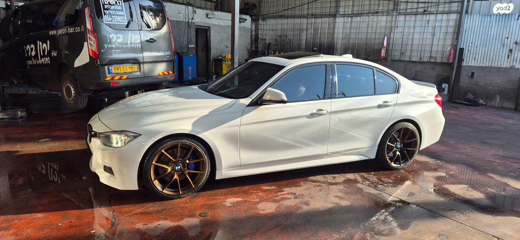 מודעת רכב ב מ וו סדרה 3