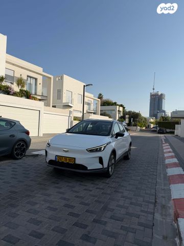 ג׳ילי Geometry C