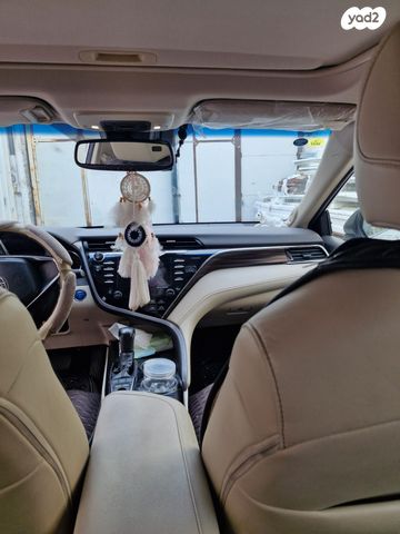 טויוטה קאמרי