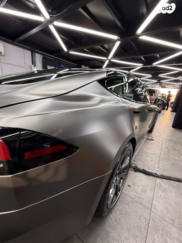 מודעת רכב טסלה מודל S