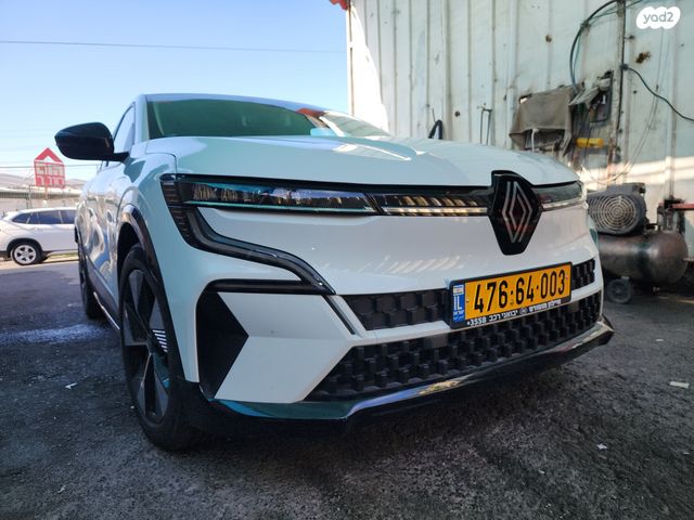 מודעת רכב רנו מגאן E-Tech