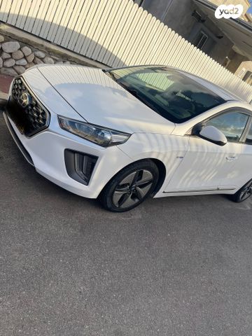 יונדאי איוניק