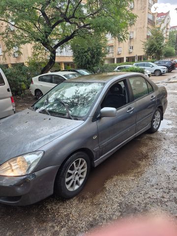מודעת רכב מיצובישי לנסר