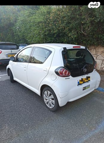 מודעת רכב טויוטה אייגו