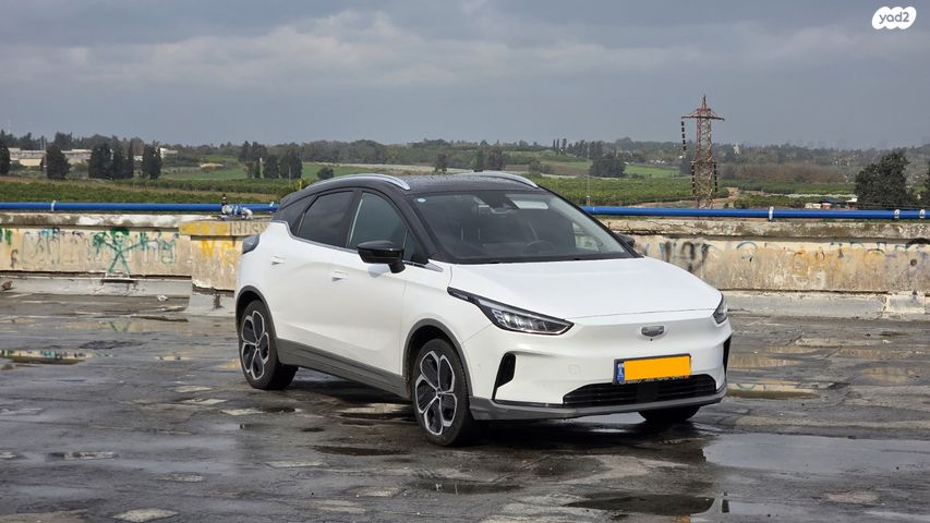 מודעת רכב ג׳ילי Geometry C