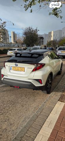 טויוטה C-HR