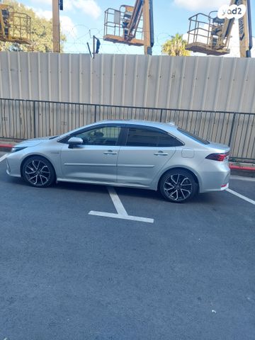 טויוטה קורולה