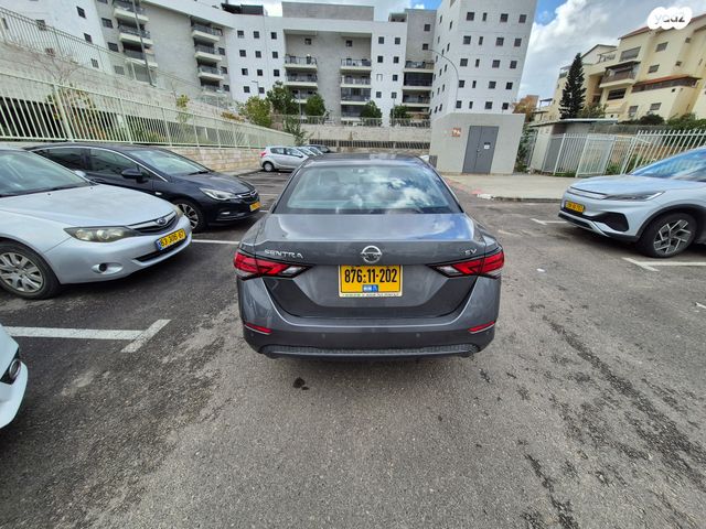 ניסאן סנטרה