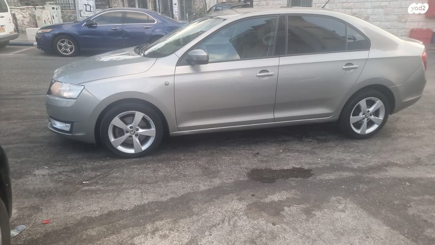 סקודה ראפיד