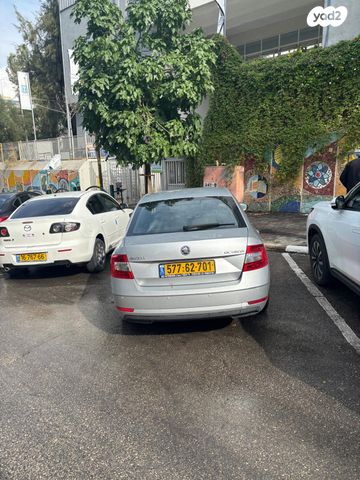 סקודה אוקטביה 