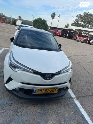 טויוטה C-HR
