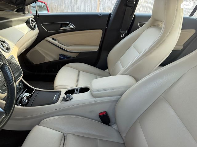 מרצדס-בנץ CLA