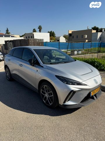 מודעת רכב אם ג'י MG4