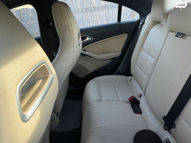 מרצדס-בנץ CLA