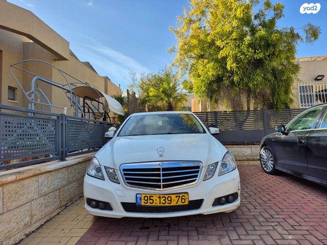 מודעת רכב מרצדס-בנץ E-class