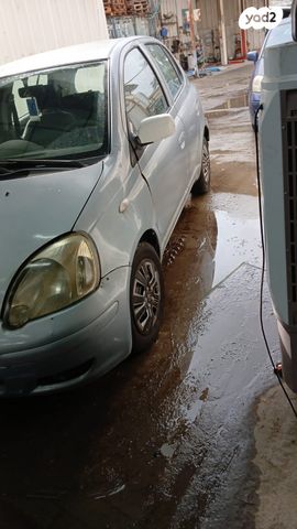 טויוטה יאריס