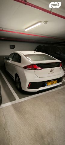 יונדאי איוניק