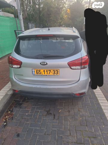 מודעת רכב קיה קארנס
