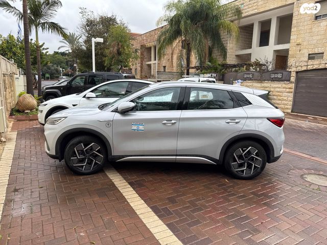 מודעת רכב בי.ווי.די אטו 3