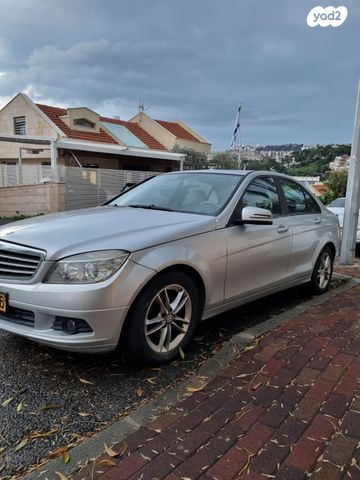 מודעת רכב מרצדס-בנץ C-class
