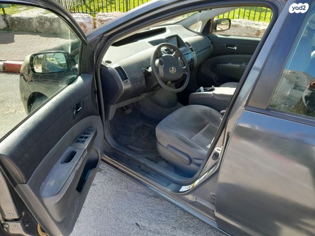 מודעת רכב טויוטה פריוס