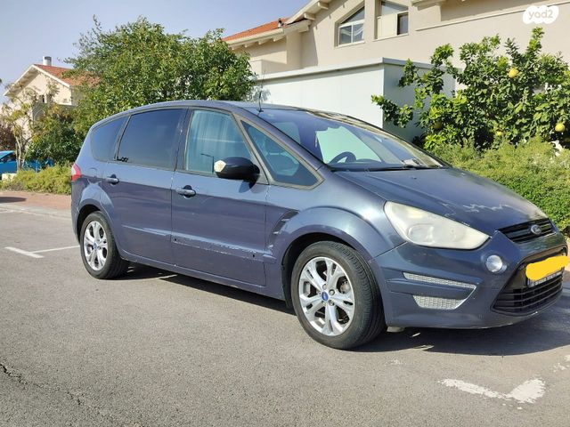 מודעת רכב פורד S-מקס