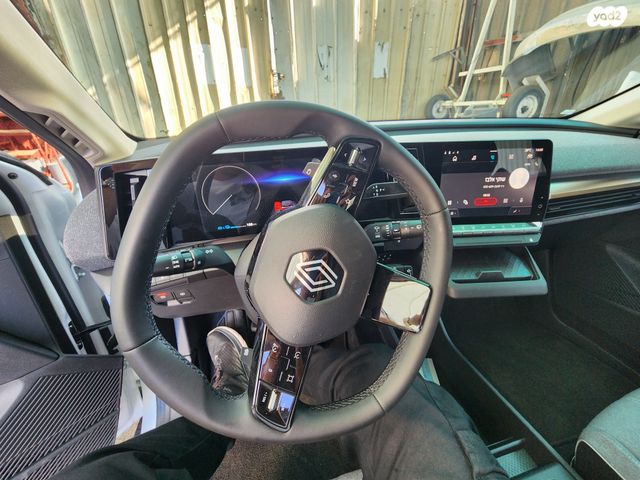 רנו מגאן E-Tech