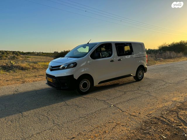 מודעת רכב טויוטה פרואייס