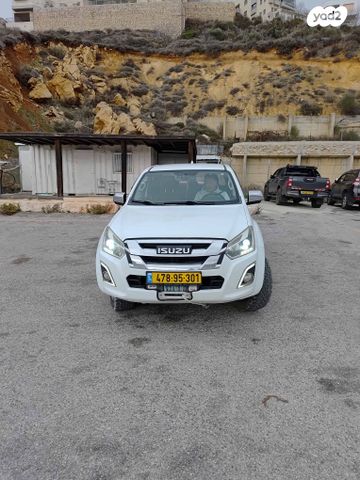 איסוזו די-מקס