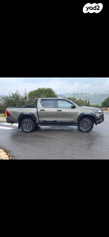 טויוטה היילקס