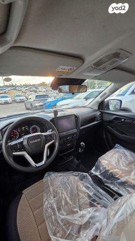 איסוזו די-מקס