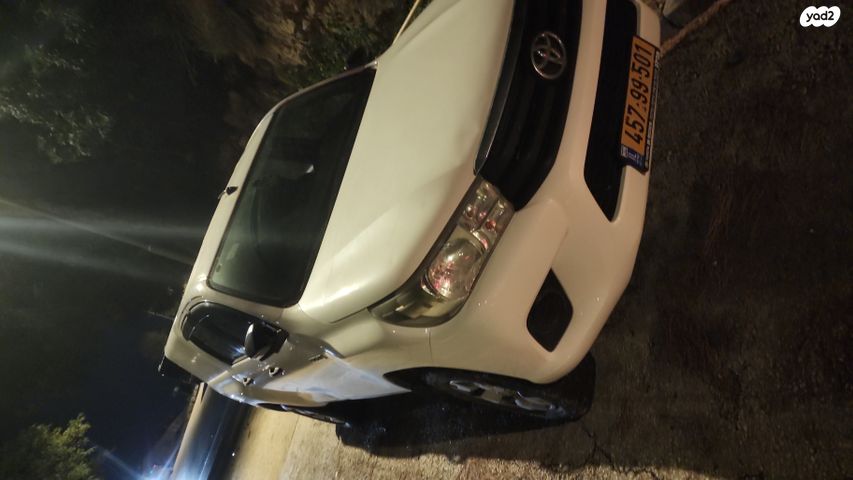 מודעת רכב טויוטה היילקס