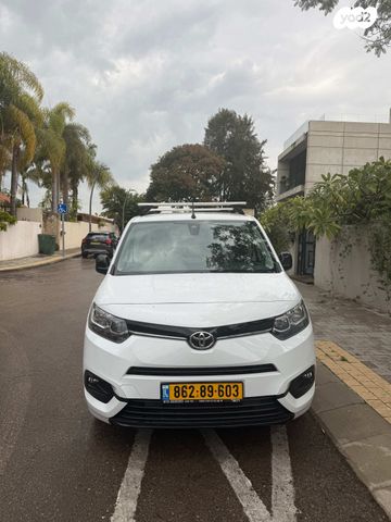 טויוטה פרואייס סיטי